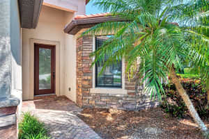 6810 48TH TERRACE, BRADENTON, FL 34203 Sold 09/20/24