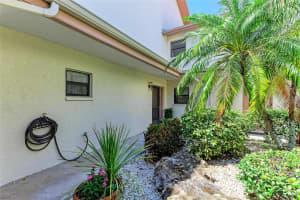 1720 LAKE PLACE, VENICE, FL 34293 Sold 12/18/24
