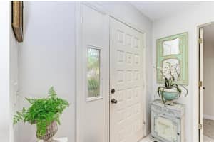 1720 LAKE PLACE, VENICE, FL 34293 Sold 12/18/24