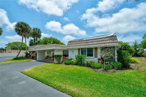 2723 RIVERBLUFF COURT, SARASOTA, FL 34231 Sold 04/18/25