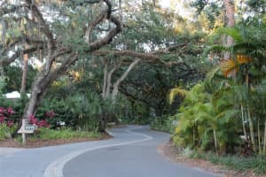 2114 SYLVAN LEA DRIVE, SARASOTA, FL 34240 Sold 12/03/24