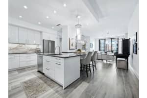 111 PINEAPPLE AVENUE, SARASOTA, FL 34236 Sold 07/31/24