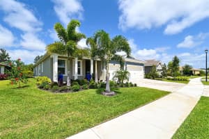 8688 SUNDANCE LOOP, SARASOTA, FL 34238 Sold 08/01/24