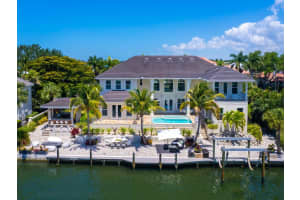 1624 STANFORD LANE, SARASOTA, FL 34231 Sold 01/09/25