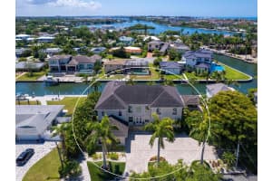 1624 STANFORD LANE, SARASOTA, FL 34231 Sold 01/09/25