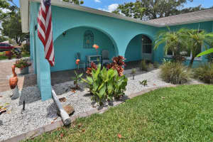 1906 67TH STREET, BRADENTON, FL 34209 Sold 07/11/24