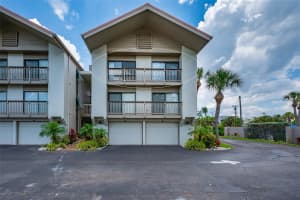 1077 LAKE HOUSE CIRCLE, SARASOTA, FL 34242 Sold 06/21/24