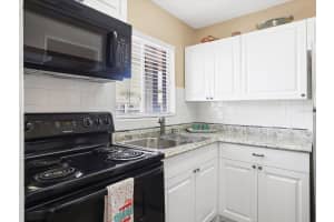 2039 CANAL DR #N33, BRADENTON, FL 34207 Sold 07/15/24