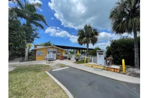 570 BLACKBURN POINT ROAD, OSPREY, FL 34229 Sold 09/30/24