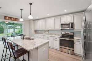 4293 OAKHURST CIRCLE, SARASOTA, FL 34233 Sold 08/29/24