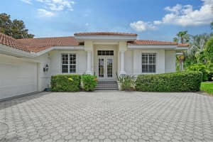 5566 SIESTA ESTATES COURT, SARASOTA, FL 34242 Sold 03/17/25