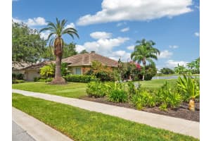 420 AUTUMN CHASE DRIVE, VENICE, FL 34292 Sold 12/13/24