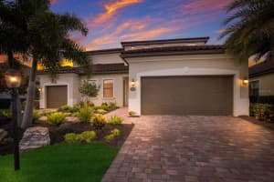 13307 SWIFTWATER WAY, LAKEWOOD RANCH, FL 34211 Sold 01/08/25