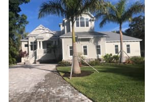 1555 SANDPIPER LANE, SARASOTA, FL 34239 Sold 12/06/24