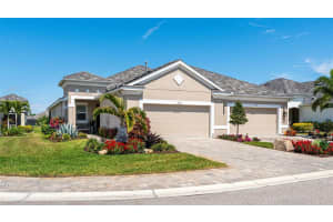 7614 CAMPUS COVE, SARASOTA, FL 34243 Sold 02/04/25