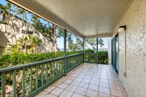 1511 PELICAN POINT DRIVE, SARASOTA, FL 34231 Sold 06/18/24