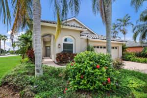 9944 ROYAL LYTHAM AVENUE, BRADENTON, FL 34202 Sold 07/02/24