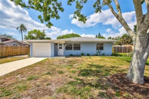 2121 SHAWNEE STREET, SARASOTA, FL 34231 Sold 11/07/24