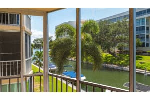 1300 PORTOFINO DRIVE, SARASOTA, FL 34242 Sold 01/31/25