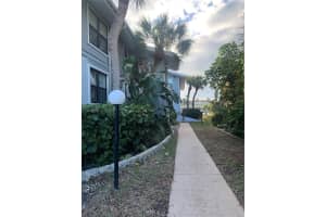 9062 MIDNIGHT PASS ROAD, SARASOTA, FL 34242 - MLS#MFRA4611632