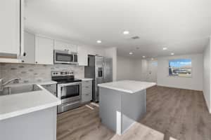 1016 ELAINE STREET, VENICE, FL 34285 Sold 06/21/24