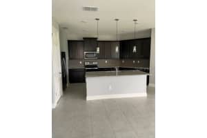 3509 74TH AVENUE CIRCLE, SARASOTA, FL 34243 Sold 10/18/24
