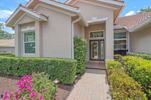 6408 GRAND POINT AVENUE, BRADENTON, FL 34201 Sold 07/05/24