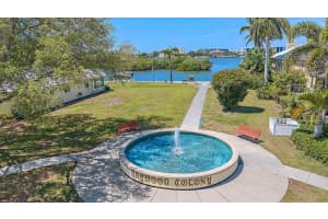 5835 TIDEWOOD AVENUE, SARASOTA, FL 34231 Sold 01/13/25