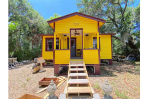 3864 HAWKEYE CIRCLE, SARASOTA, FL 34232 Sold 12/12/24