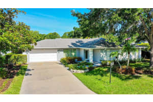 8122 TIMBER LAKE LANE, SARASOTA, FL 34243 Sold 09/30/24