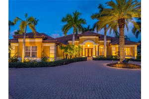 7411 PINE VALLEY STREET, BRADENTON, FL 34202 Sold 11/08/24