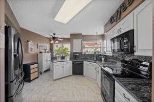 6061 BAHIA DEL MAR BOULEVARD, SAINT PETERSBURG, FL 33715 Sold 08/22/24
