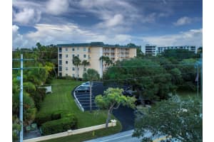 8625 MIDNIGHT PASS ROAD, SARASOTA, FL 34242 - MLS#MFRA4611928