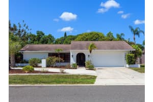 1702 OAK VIEW DRIVE, SARASOTA, FL 34232 Sold 08/08/24