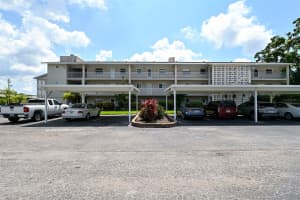 3981 MACEACHEN BOULEVARD, SARASOTA, FL 34233 Sold 02/28/25
