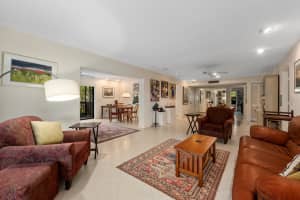1529 PELICAN POINT DRIVE, SARASOTA, FL 34231 Sold 07/25/24