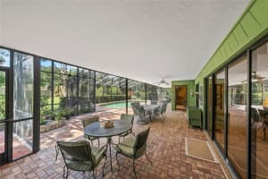 2350 SHADOW OAKS ROAD, SARASOTA, FL 34240 Sold 01/31/25