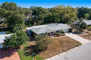 2918 SUNNYSIDE STREET, SARASOTA, FL 34239 Sold 11/29/24