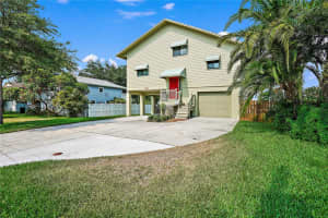 3924 BEACH DRIVE, SAINT PETERSBURG, FL 33705 Sold 06/28/24