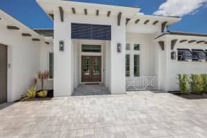 19443 BEACON PARK PLACE, BRADENTON, FL 34202 Sold 11/18/24