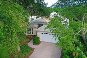 7421 FAIRLINKS COURT, SARASOTA, FL 34243 Sold 03/18/25