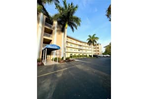 14931 PARK LAKE DRIVE, FORT MYERS, FL 33919 Sold 04/11/25