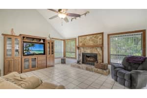 9712 64TH AVENUE, BRADENTON, FL 34202 Sold 10/29/24