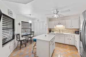 404 SPRING LAKES BLVD, BRADENTON, FL 34210 Sold 10/01/24
