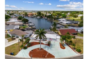 912 ARLINGTON ROAD, PALMETTO, FL 34221 Sold 09/09/24