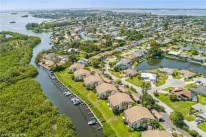 8646 54TH AVENUE, BRADENTON, FL 34210 Sold 10/30/24