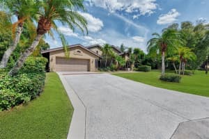 3924 SPYGLASS HILL ROAD, SARASOTA, FL 34238 Sold 10/01/24