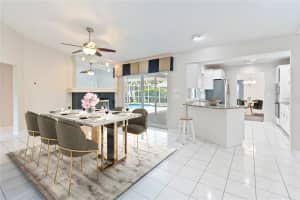 4759 MEADOWVIEW CIRCLE, SARASOTA, FL 34233 Sold 11/07/24