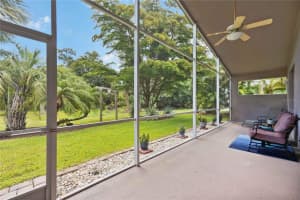 6607 37TH STREET, SARASOTA, FL 34243 Sold 07/26/24