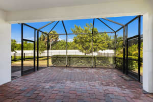 19392 BLUFF DRIVE, VENICE, FL 34292 Sold 10/18/24